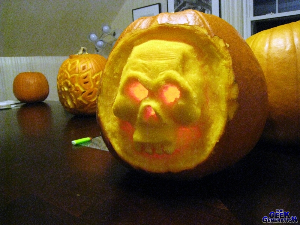 Halloween 2011 - pumpkin-skull