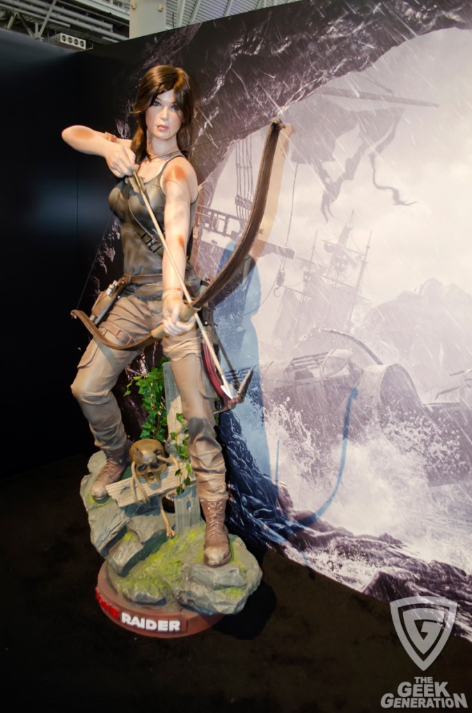 PAX East 2013 - Lara Croft statue 01