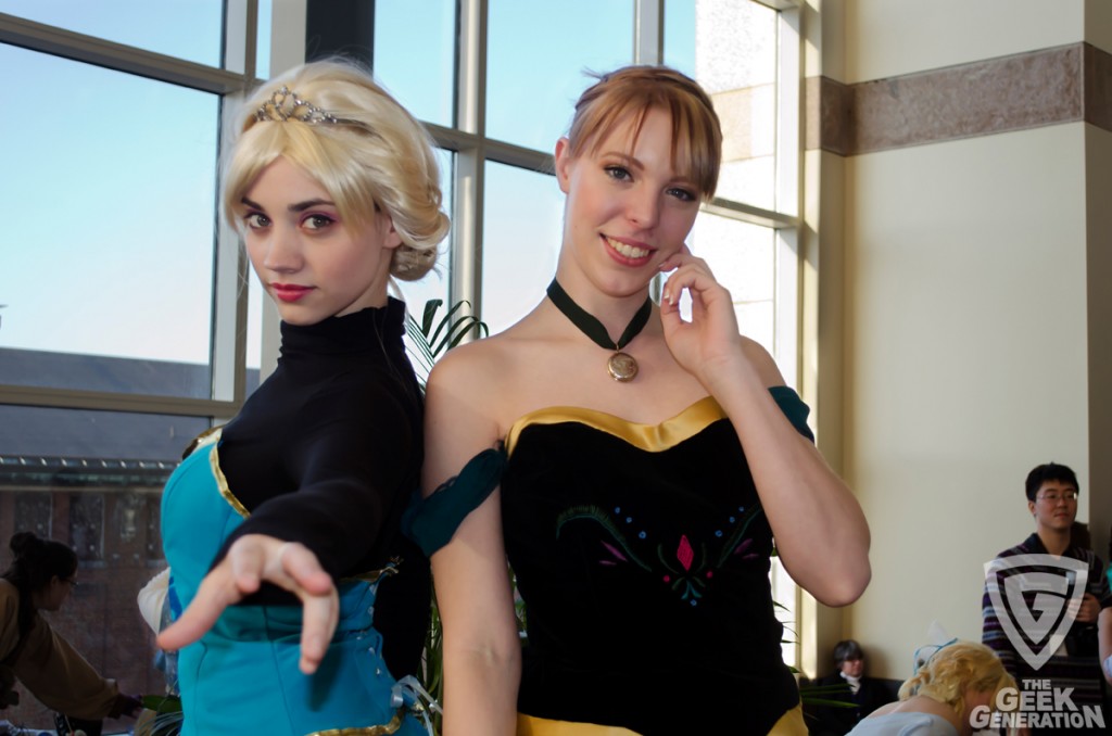 Anime Boston 2014 - Frozen - Anna and Elsa