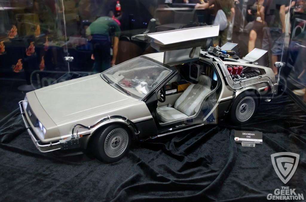 SDCC 2014 - Hot Toys - Back of the Future - Delorean