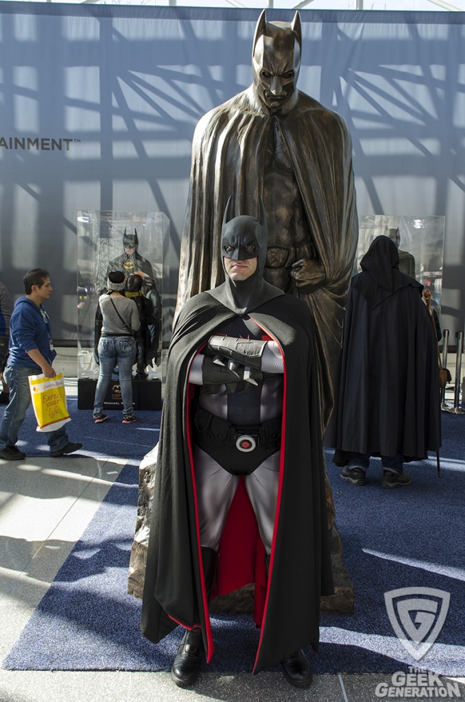 NYCC 2014 Batman - statue full