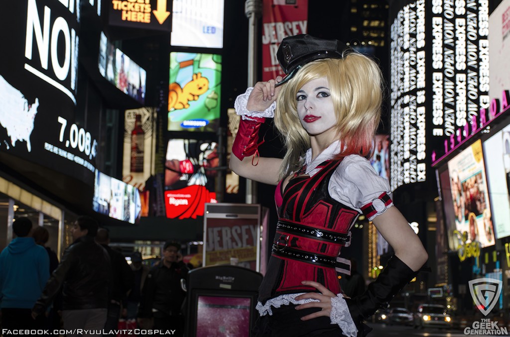 Ryuu Lavitz - Harley Quinn - Times Square - hat lights